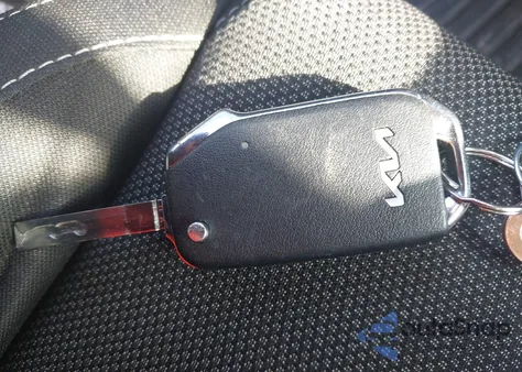 2024 Kia Forte Lxs z USA, uszkodzony, nr VIN 3KPF24AD8RE780167